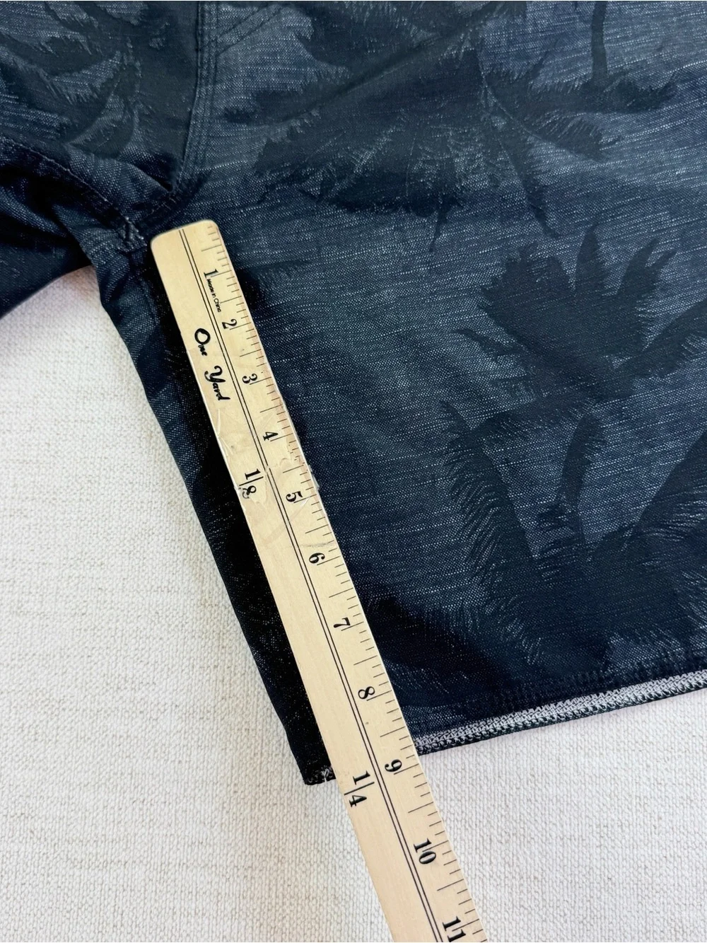 Rip‎ Curl Men's Palm-Print Swim Shorts in grey black size 32 side pocket
